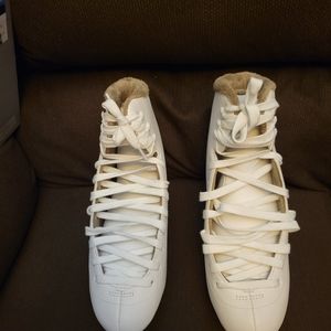 Lake Placid Whitney Women's Traditional Figure Ice Skate 🛼 Size 9 White